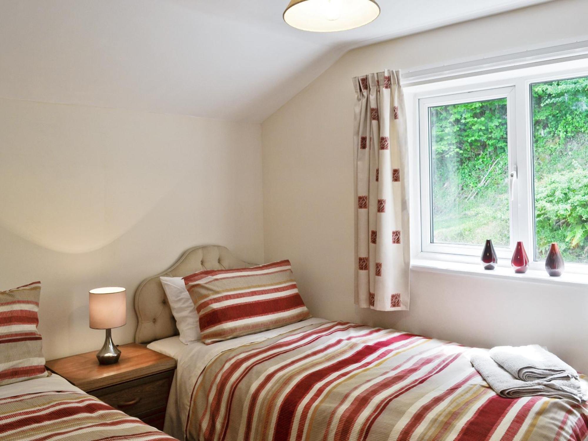 Thornhill Villa Whitchurch  Eksteriør billede
