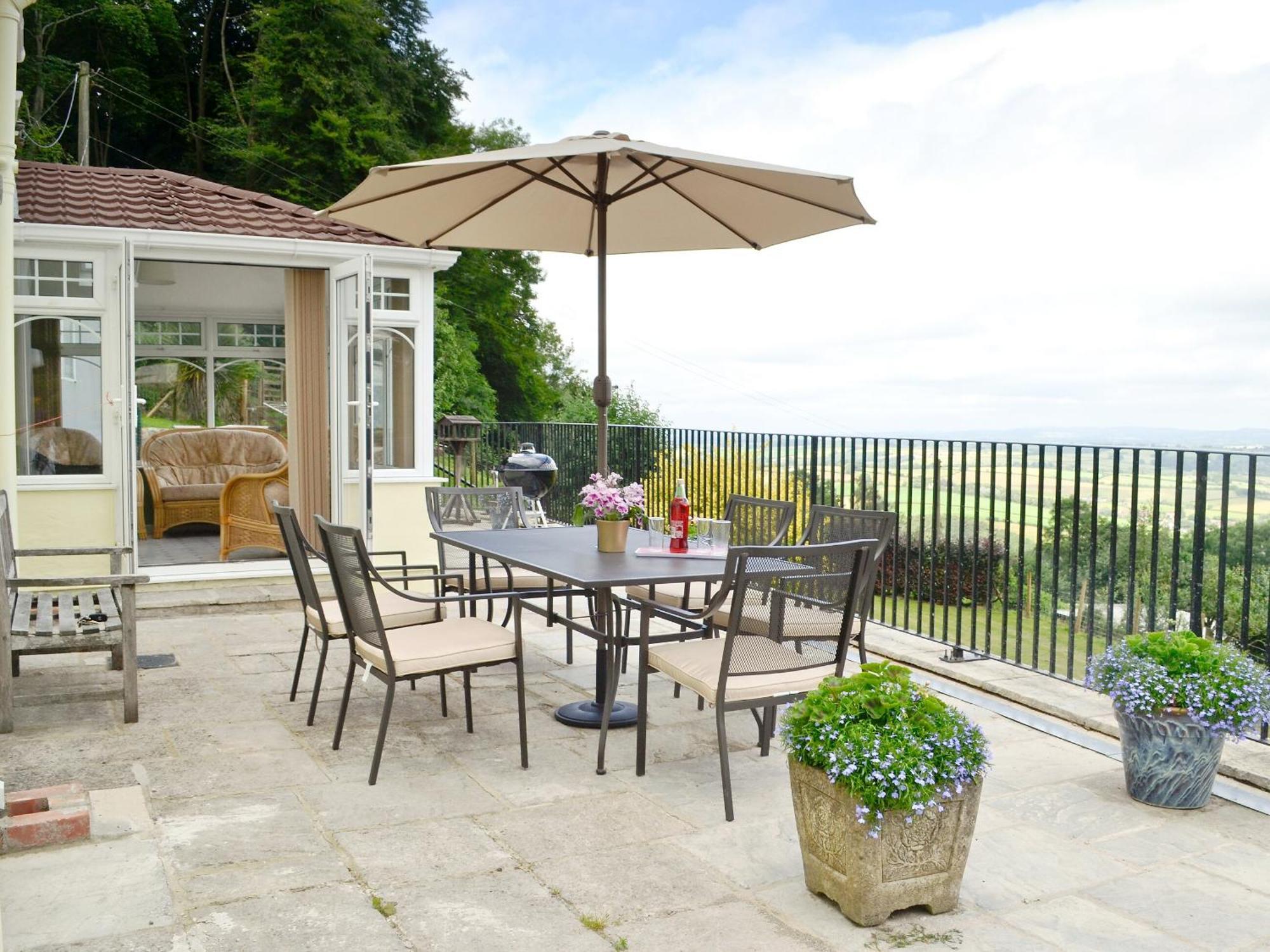 Thornhill Villa Whitchurch  Eksteriør billede